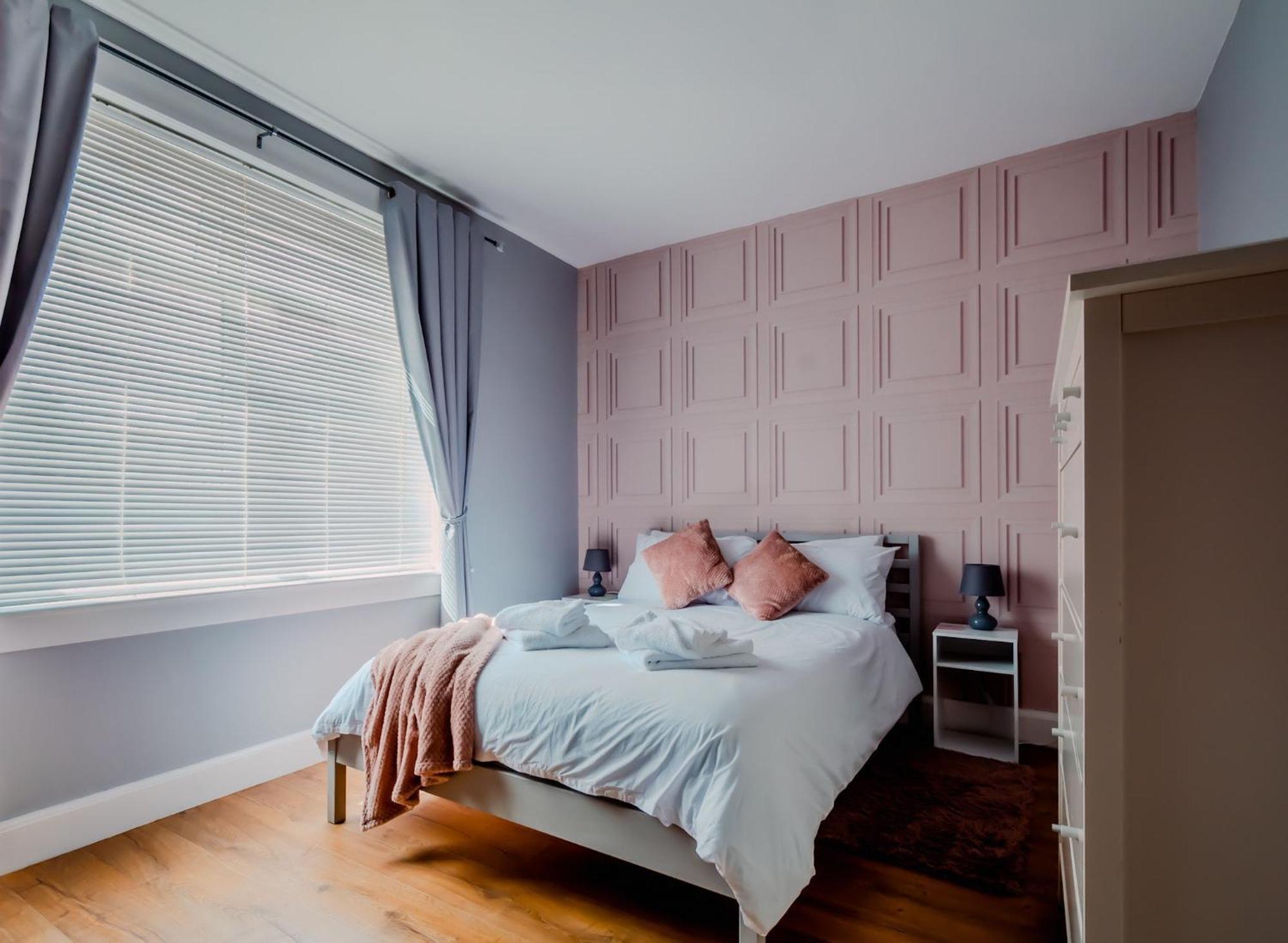 Crewe Apartment - 2 Bed, Free Off Street Parking And Private Garden EDI Exteriér fotografie
