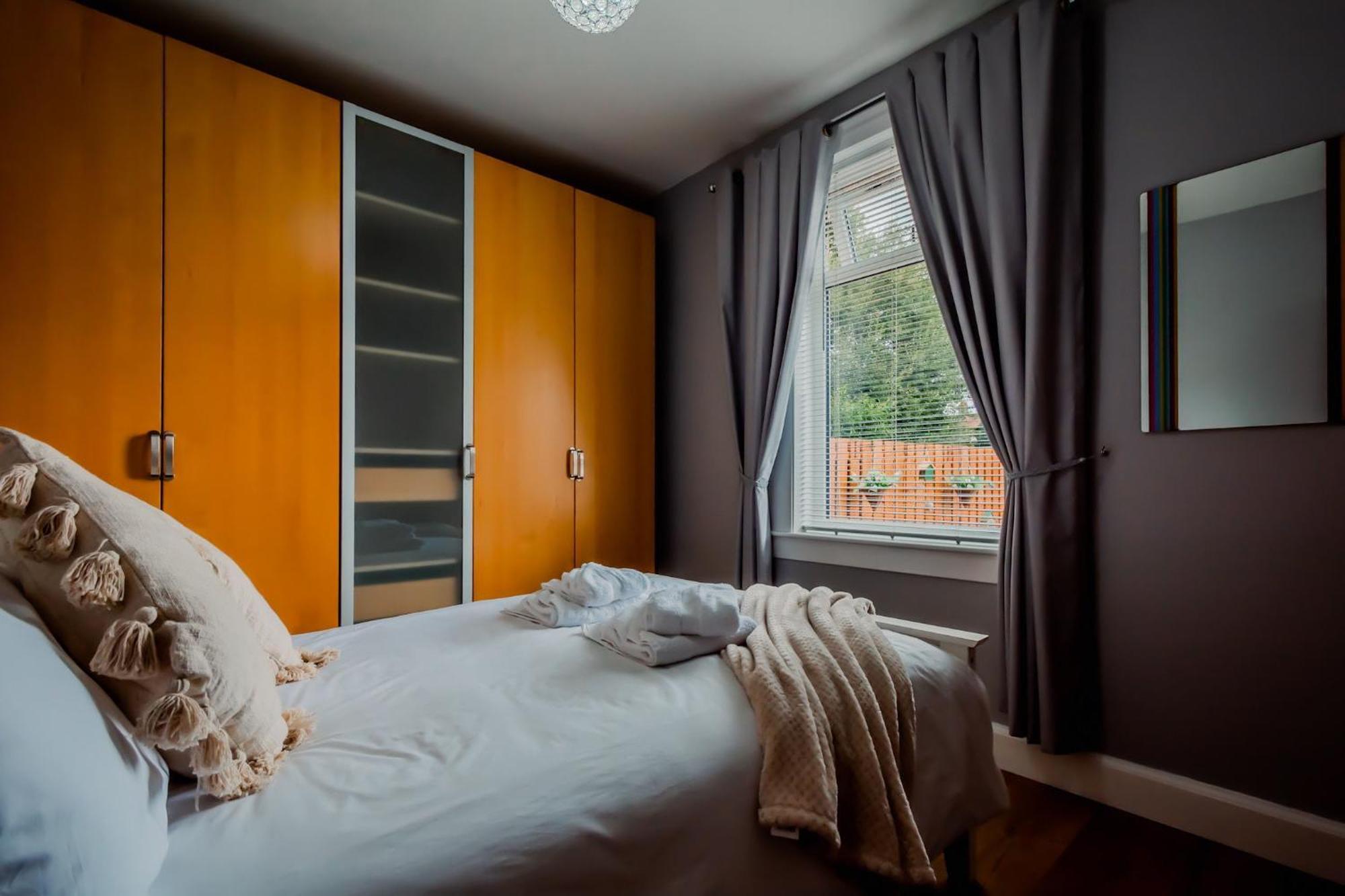 Crewe Apartment - 2 Bed, Free Off Street Parking And Private Garden EDI Exteriér fotografie