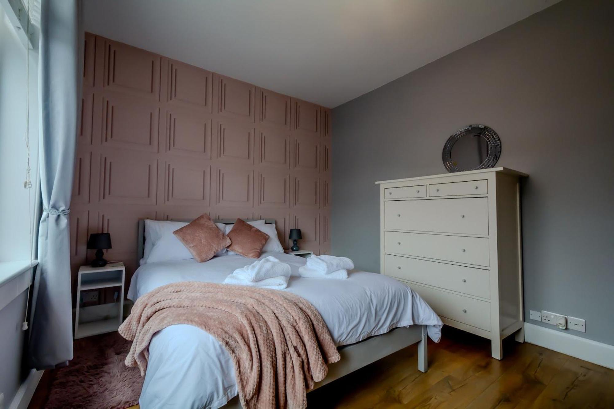 Crewe Apartment - 2 Bed, Free Off Street Parking And Private Garden EDI Exteriér fotografie