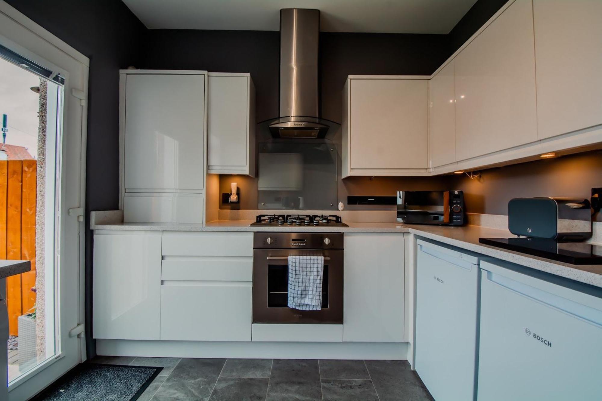 Crewe Apartment - 2 Bed, Free Off Street Parking And Private Garden EDI Exteriér fotografie