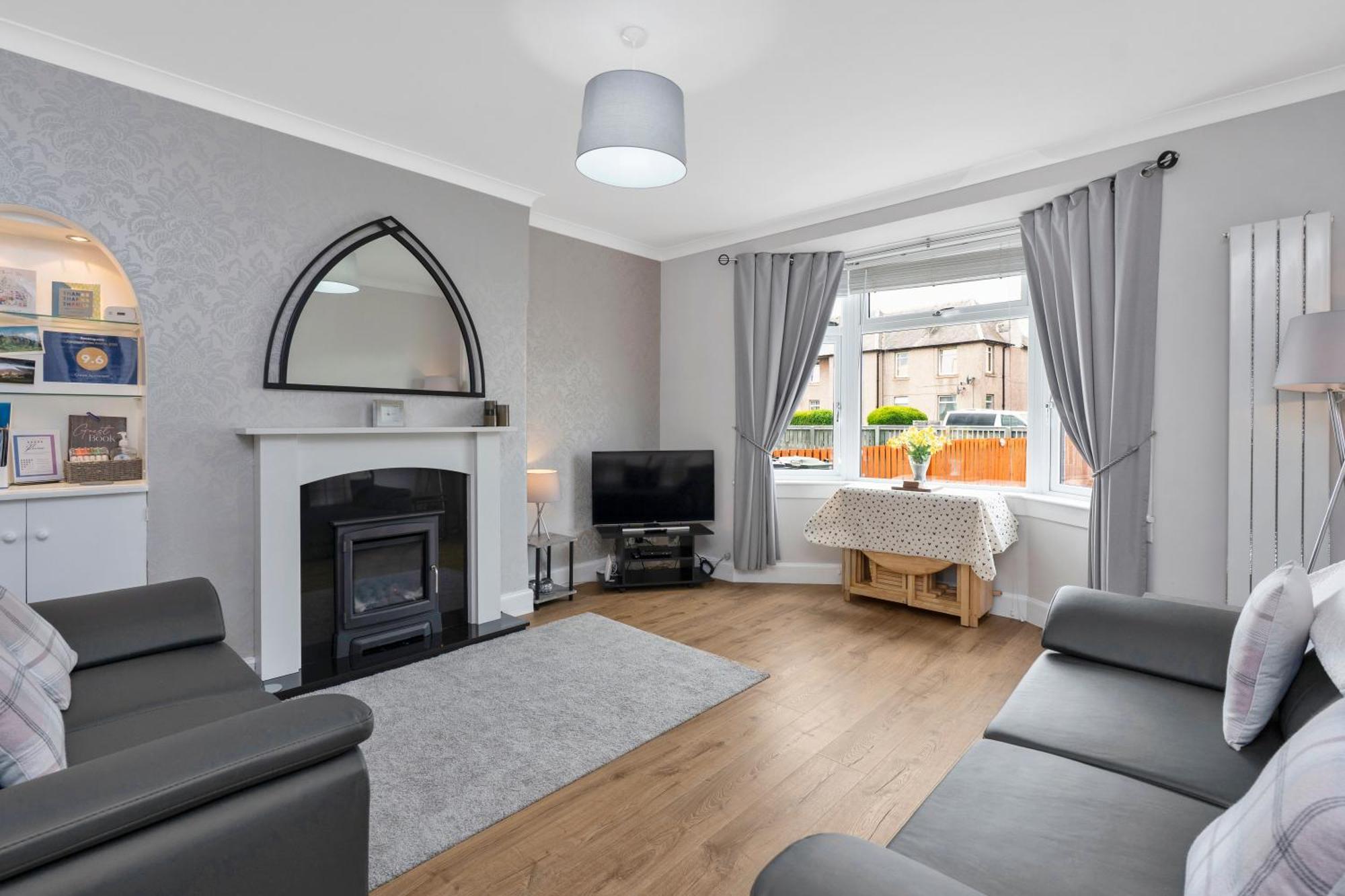 Crewe Apartment - 2 Bed, Free Off Street Parking And Private Garden EDI Exteriér fotografie
