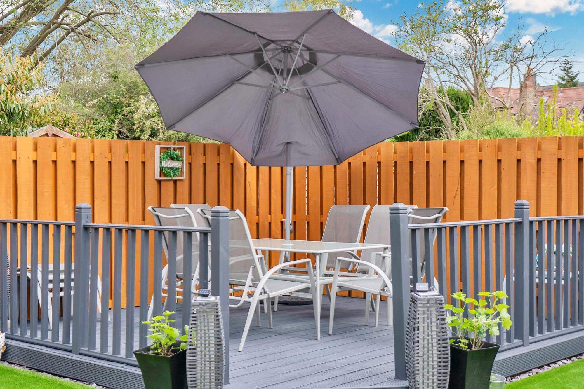 Crewe Apartment - 2 Bed, Free Off Street Parking And Private Garden EDI Exteriér fotografie